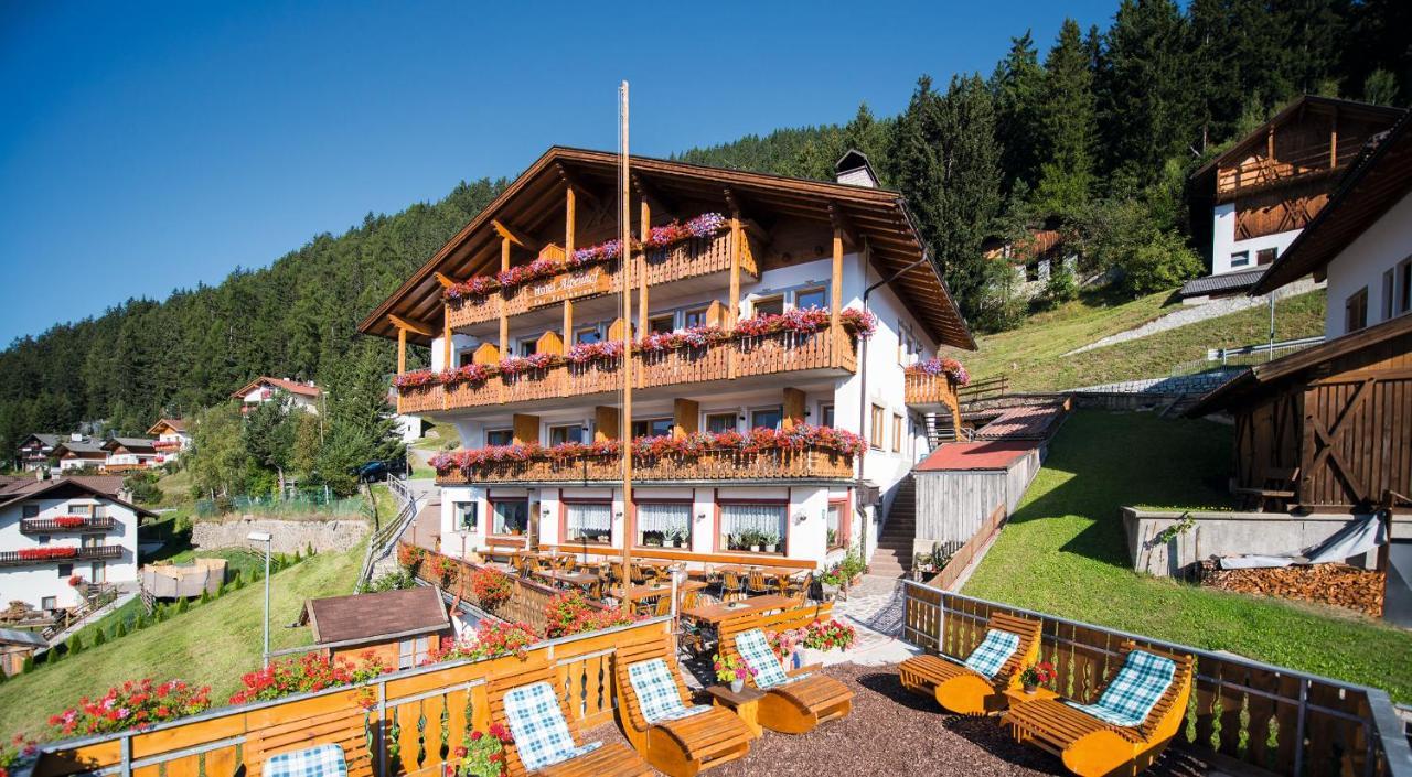 ברסאנונה Mountain Residence Alpenhof - Company Hotel Alpenhof Kg Sas Der Gasser Renate מראה חיצוני תמונה